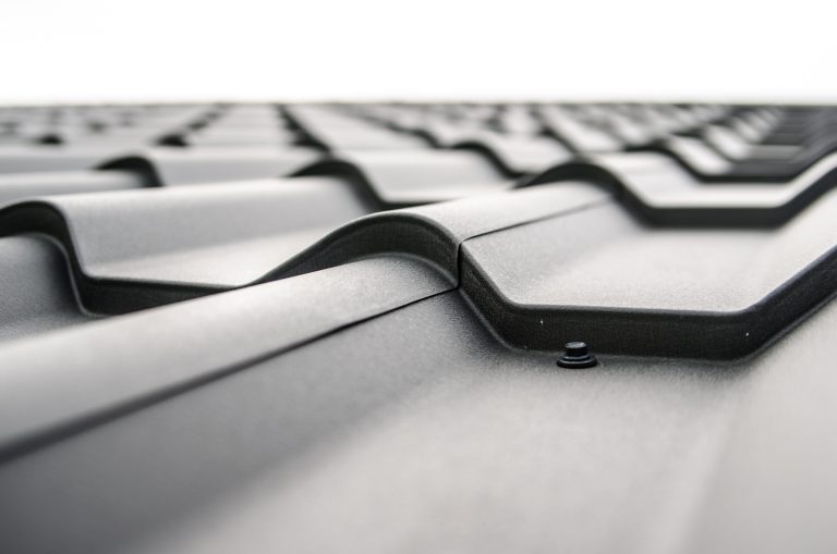 Read more about the article Understanding the Challenge of Sunshine Coast Roof Leaks